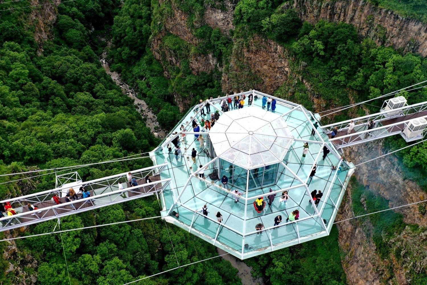 From Tbilisi: Diamond Bridge and Dashbashi Canyon Day Trip